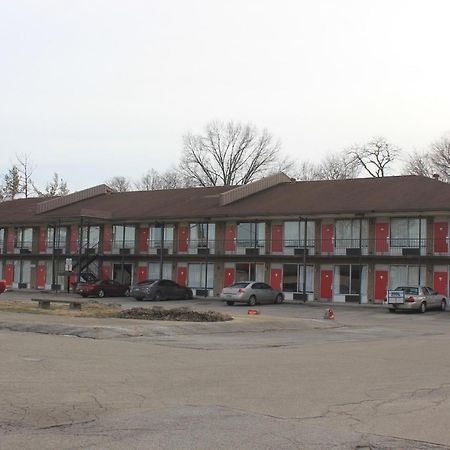 Red Carpet Inn - Луисвилл Экстерьер фото